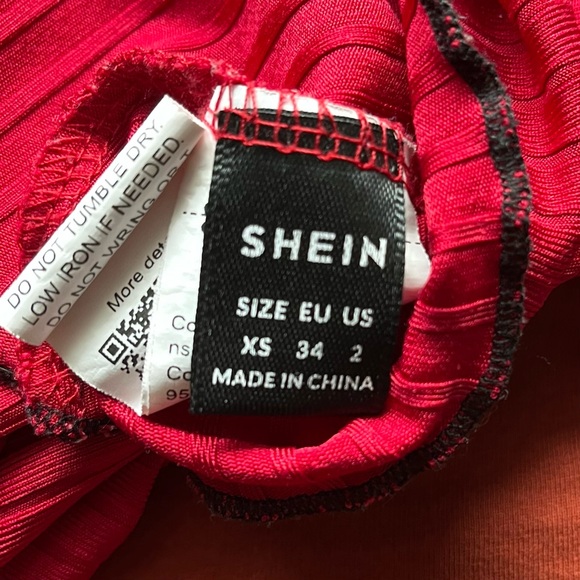 Shein Y2K Cold Shoulder Top - Picture 7 of 7